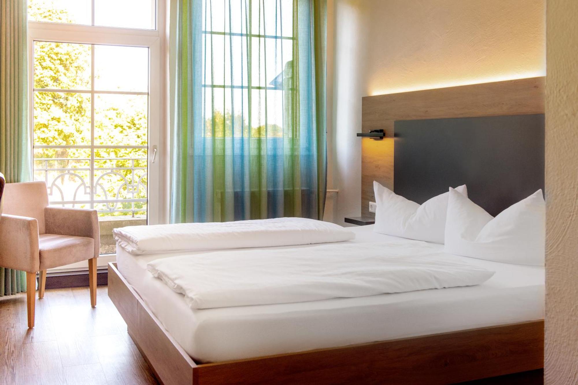 Hotel Avisa كارلسروه المظهر الخارجي الصورة